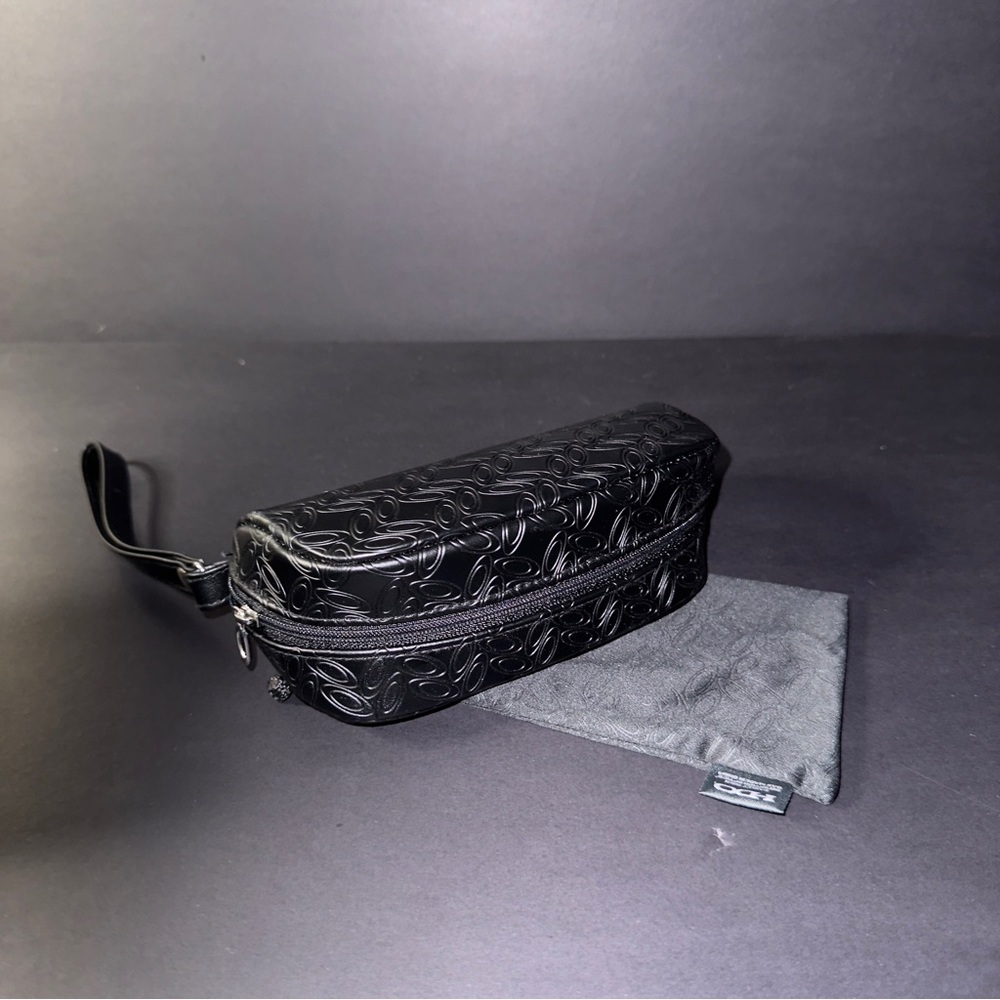 Oakley Monogram Case - Glass / Sunglasses / Shades zipper case shell